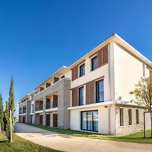 Hotel Ibis Styles Aix-en-provence Tgv