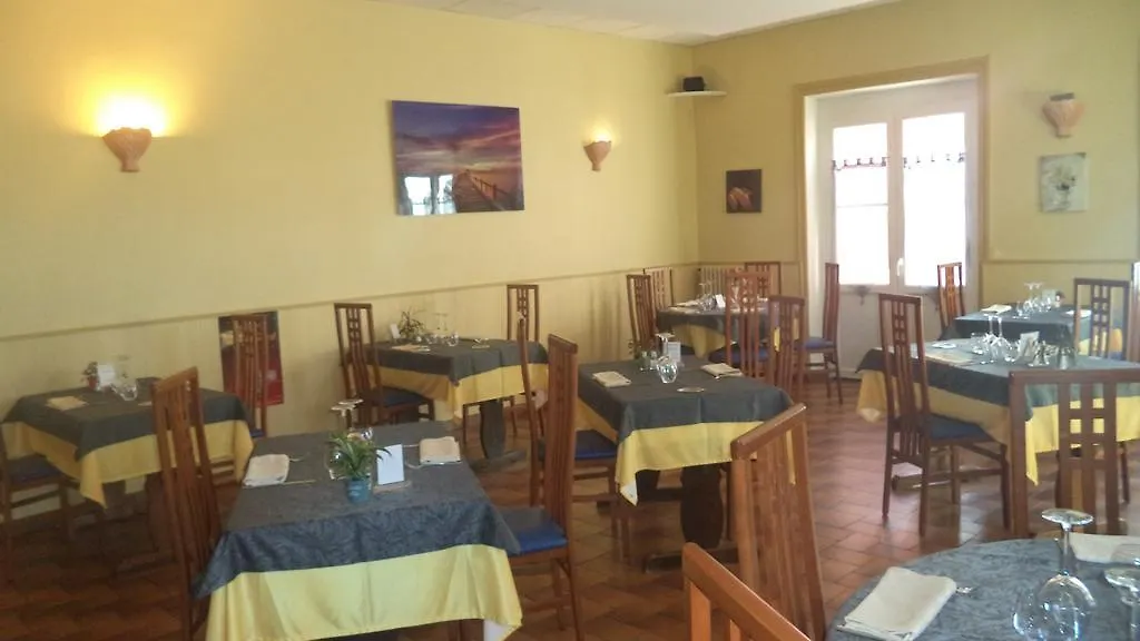 Logis Hotel Des Voyageurs Restaurant La Bonne Tabl'Hay Livron-sur-Drome 2*,  France