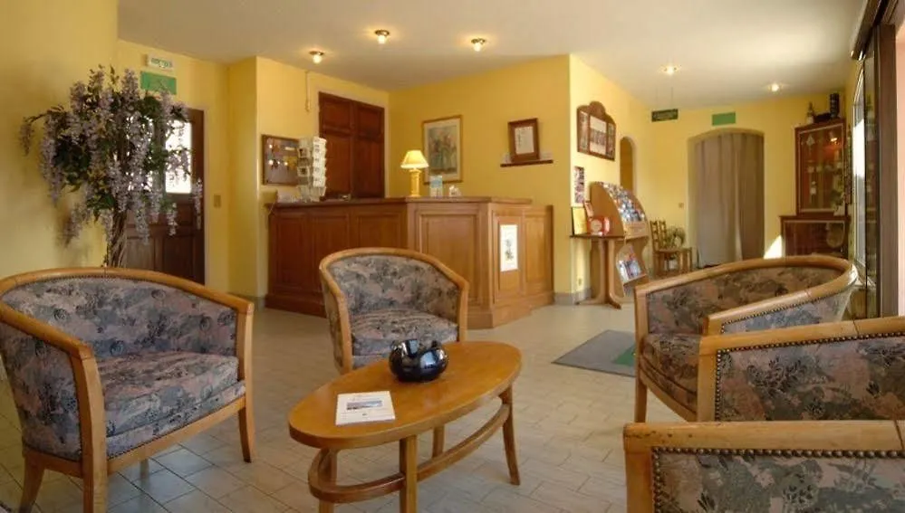 Logis Hotel Des Voyageurs Restaurant La Bonne Tabl'Hay Livron-sur-Drome 2*,  France