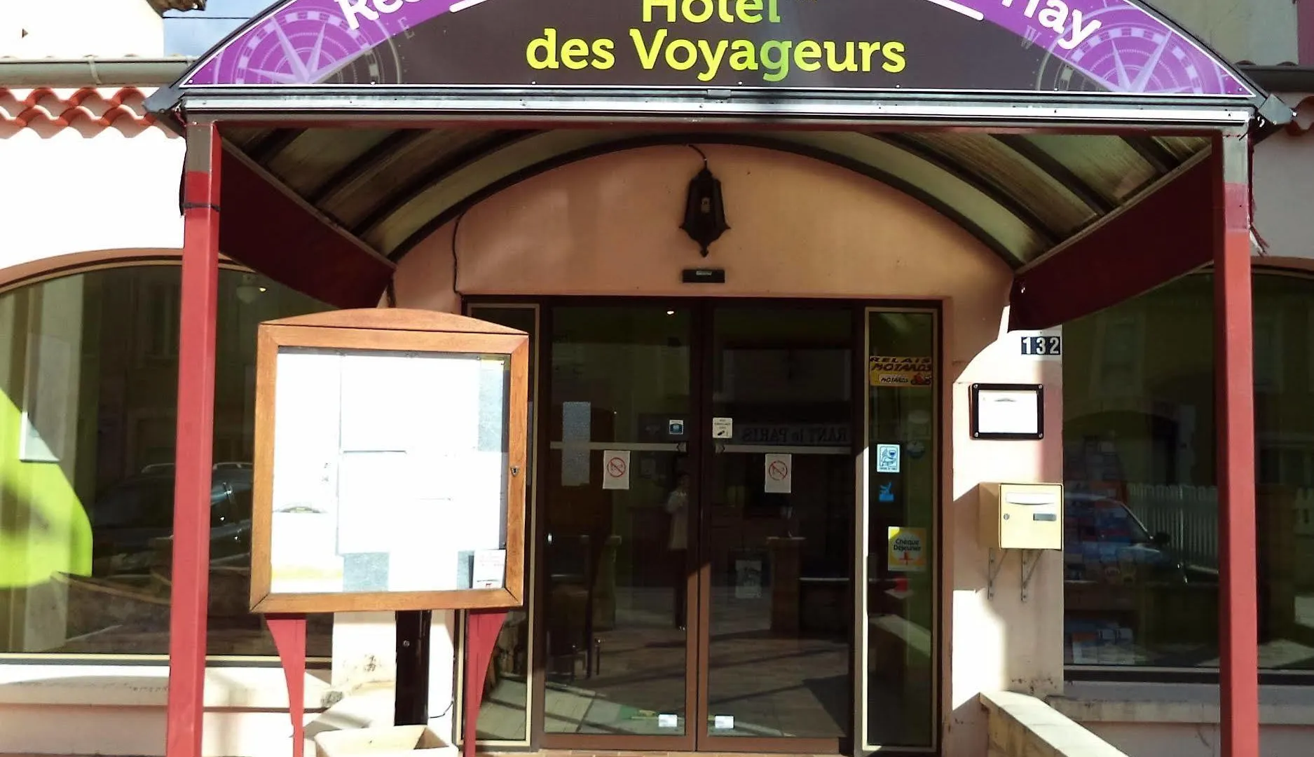 Logis Hotel Des Voyageurs Restaurant La Bonne Tabl'Hay Livron-sur-Drome